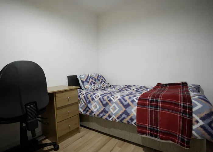 Elephant & Castle - Zone 2 - Private Rooms - Shared Bathroom